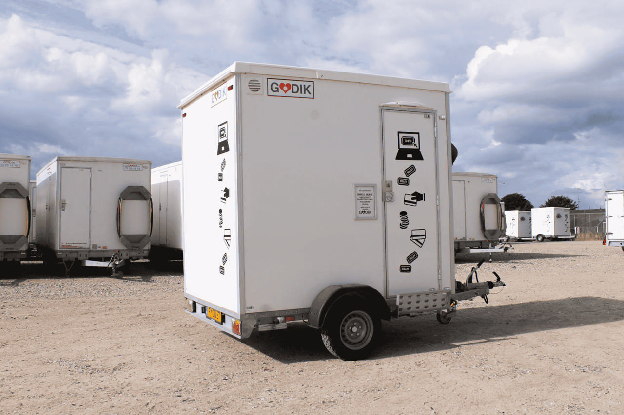 Liten billettvogn med 2 salgsluker