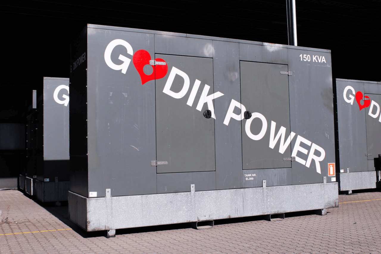 Generator 150 kVA, tak